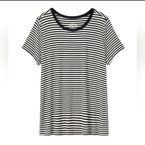 Torrid 2X Perfect Super Soft Crew Neck Short Sleeve Tee Torrid Size 2​ - Picture 8 of 8
